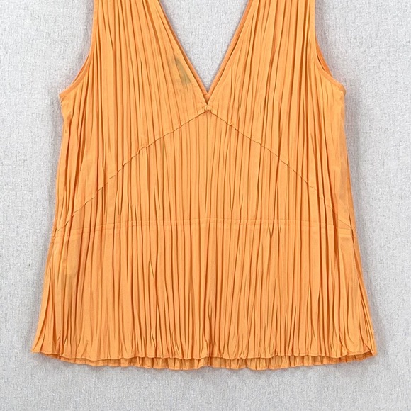 VINCE  Shirt Womens Medium Orange Pleated Sleeveless V-neck Shell Top - Picture 9 of 16